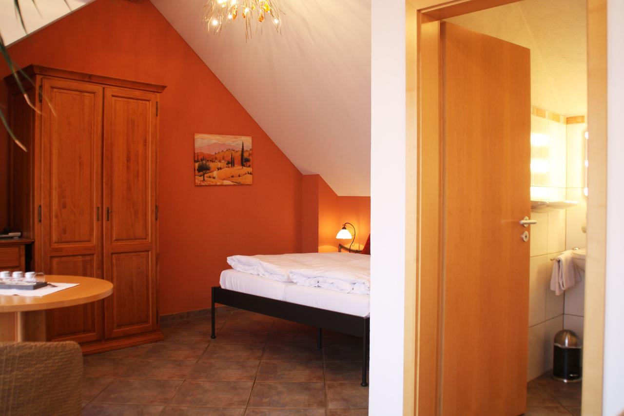 Hotel Porta Vinea Ruppertsberg Exterior foto